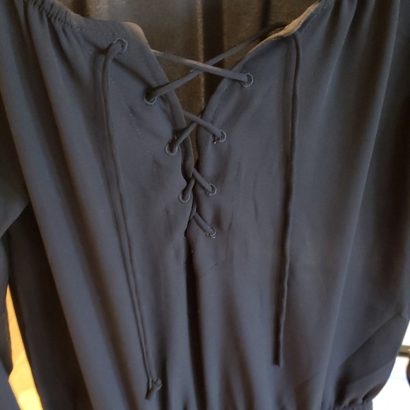Black Long Sleeve Dress With Pockets - Picture 2 of 3